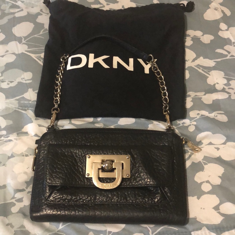 DKNY leather shoulder handbag